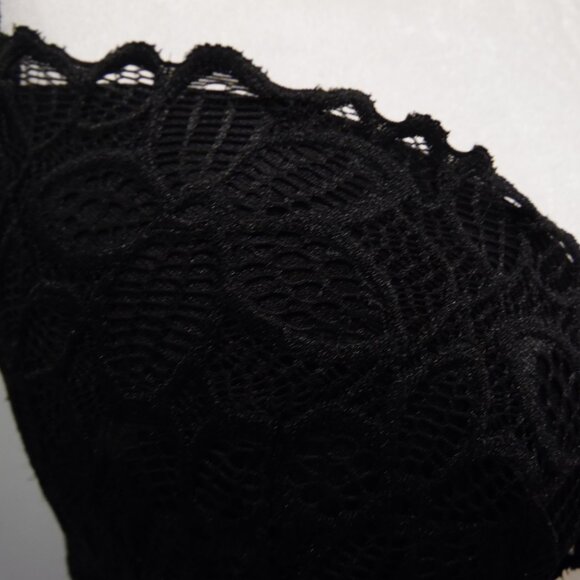 PINK by Victoria's Secret Date Racerback Bra Women's Size 36DD Lacy Back - Picture 2 of 10